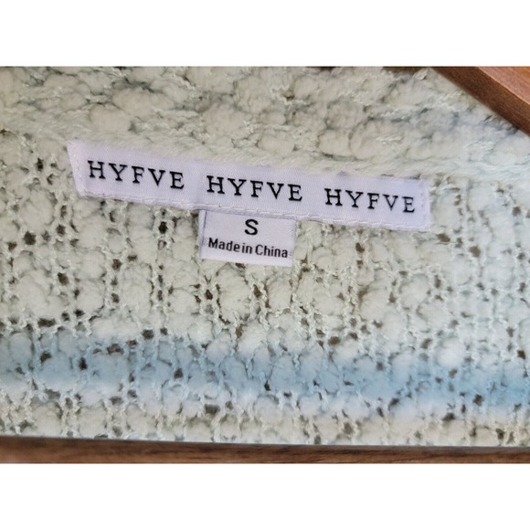 Hyfve Mint Green Soft Chunky Knit Oversized Sweater Cardigan Pockets‎ Size Small - Picture 3 of 3